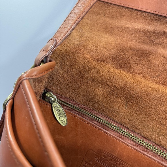 VTG Coach 202-07 City Bag Crossbody Shoulder Orange Leather Made In Korea - Picture 10 of 15